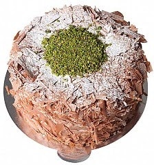 4 ile 6 kişilik Çikolatalı Fıstıklı yaş pasta pasta